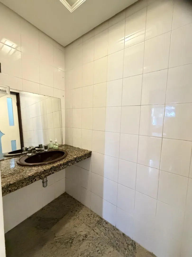 APARTAMENTO 4 QUARTOS SU&Iacute;TE VARANDA DEPEND&Ecirc;NCIA ELEVADORES ACADEMIA &Agrave; VENDA JD APIPEMA! Rua Professor Sabino Silva Salvador - 