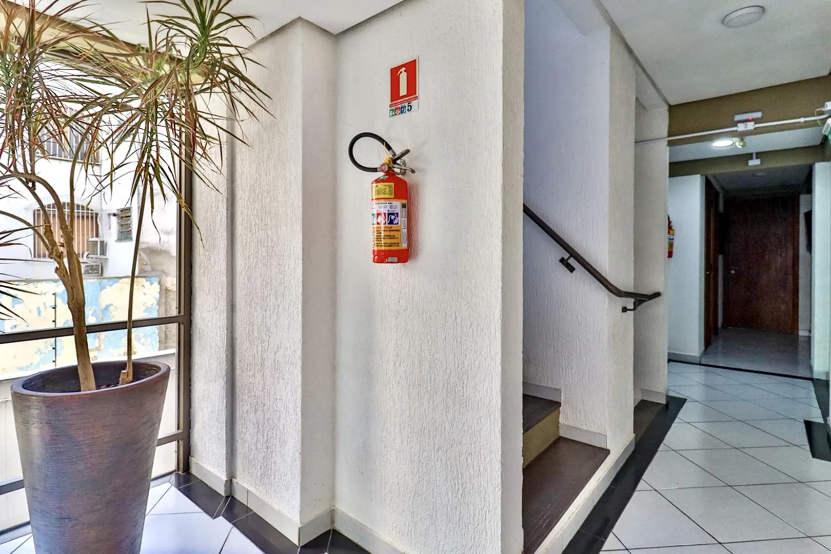R$ 449.000 - OPORTUNIDADE - 74M2 - 2 DORM - SU&Iacute;TE - CHURRASQUEIRA - 1 VAGA Avenida Bagé Porto Alegre - 