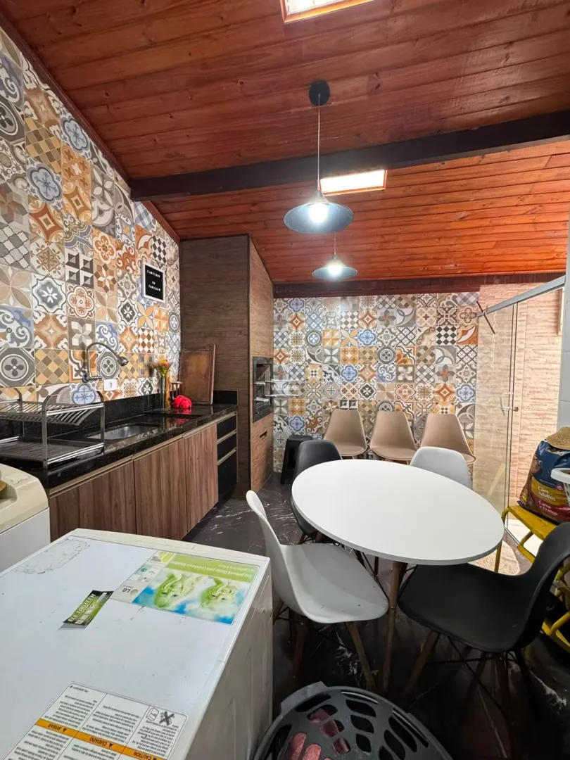 Casa t&eacute;rrea 3 dormit&oacute;rios sendo 1 su&iacute;te + &aacute;rea gourmet  Guarulhos - 