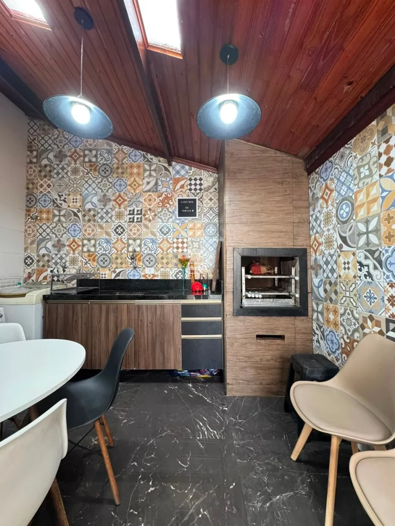 Casa t&eacute;rrea 3 dormit&oacute;rios sendo 1 su&iacute;te + &aacute;rea gourmet  Guarulhos - 