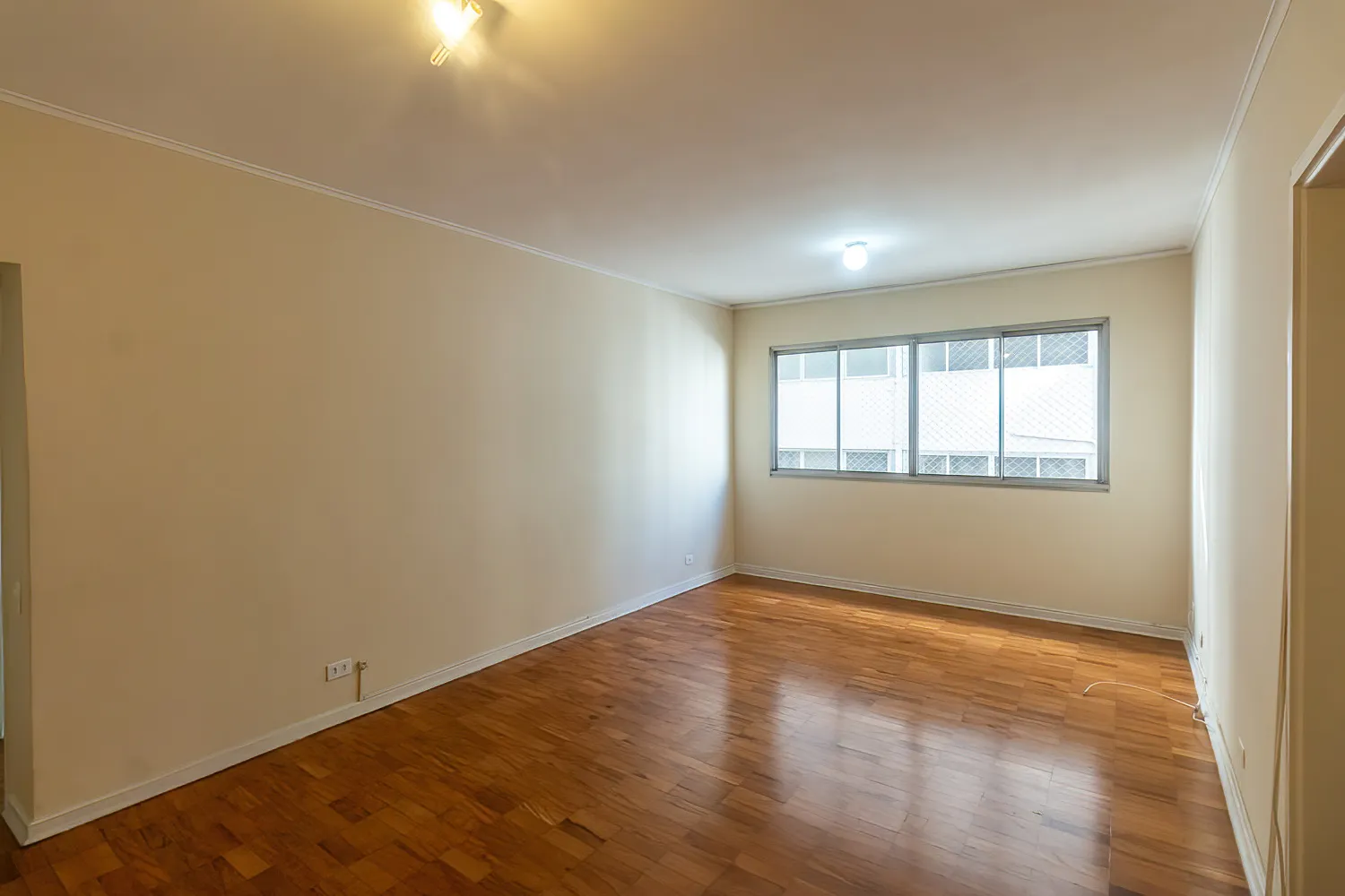 ALUGO LINDO APARTAMENTO CORA&Ccedil;&Atilde;O DO ITAIM 130M2 Rua Jesuíno Arruda São Paulo - 