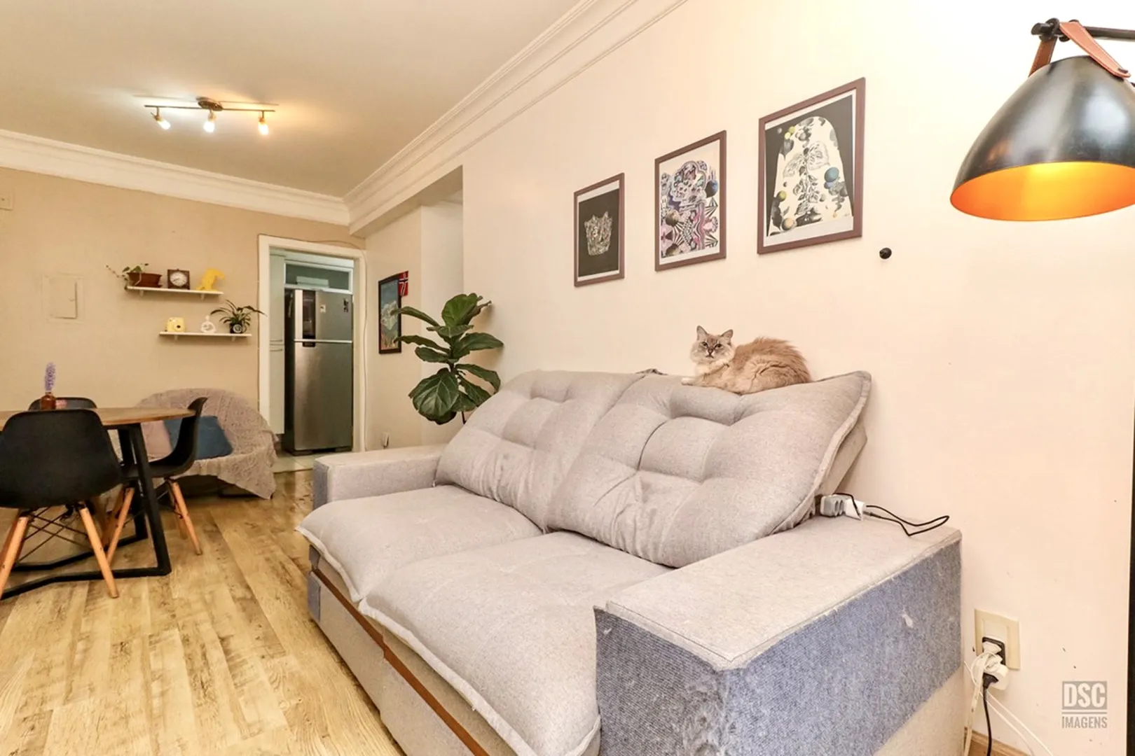 R$ 345.000 - &Oacute;TIMO APARTAMENTO T&Eacute;RREO - 65M2 - 2 DORM - 2 BANHEIROS Avenida Marechal Andréa Porto Alegre - 
