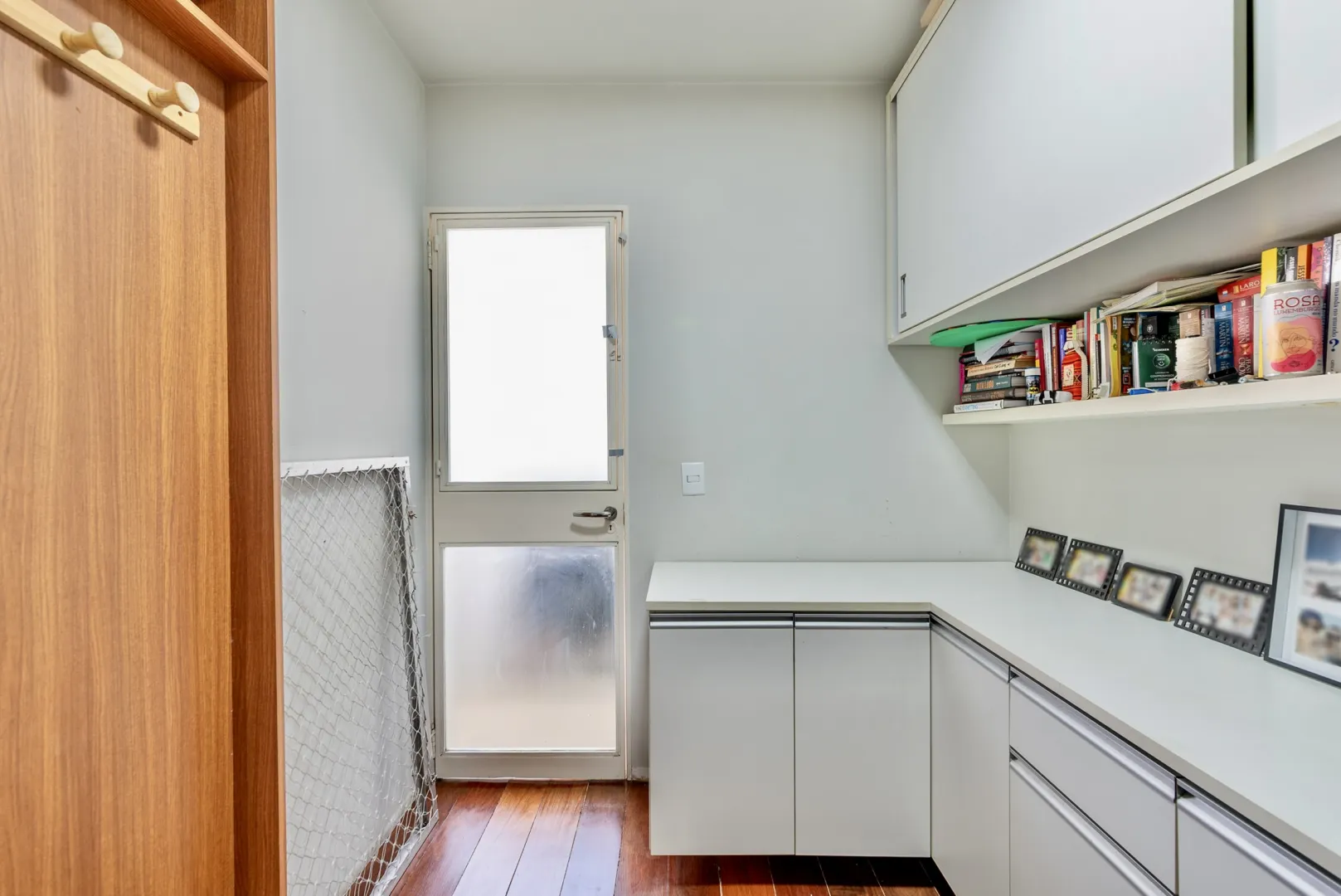 R$ 695.000 - LINDO APARTAMENTO - 71M2 - 2 DORM - VISTA - 1 VAGA Avenida Doutor Nilo Peçanha Porto Alegre - 