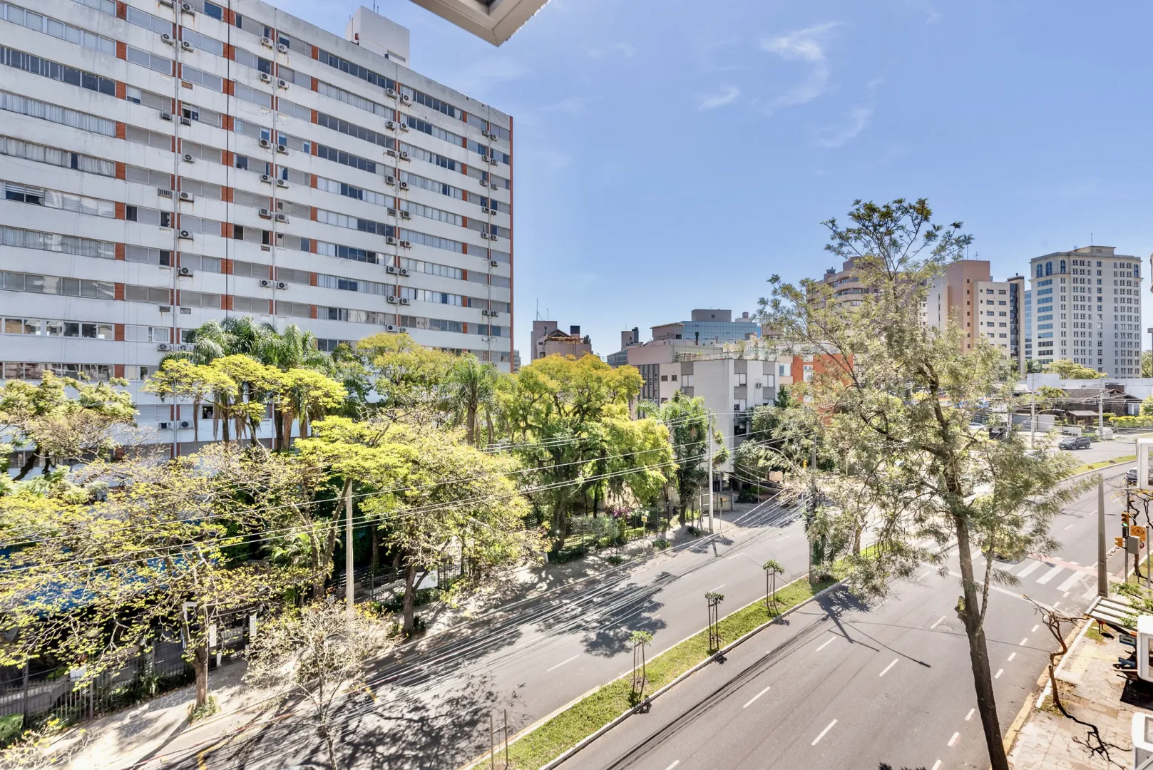 R$ 695.000 - LINDO APARTAMENTO - 71M2 - 2 DORM - VISTA - 1 VAGA Avenida Doutor Nilo Peçanha Porto Alegre - 