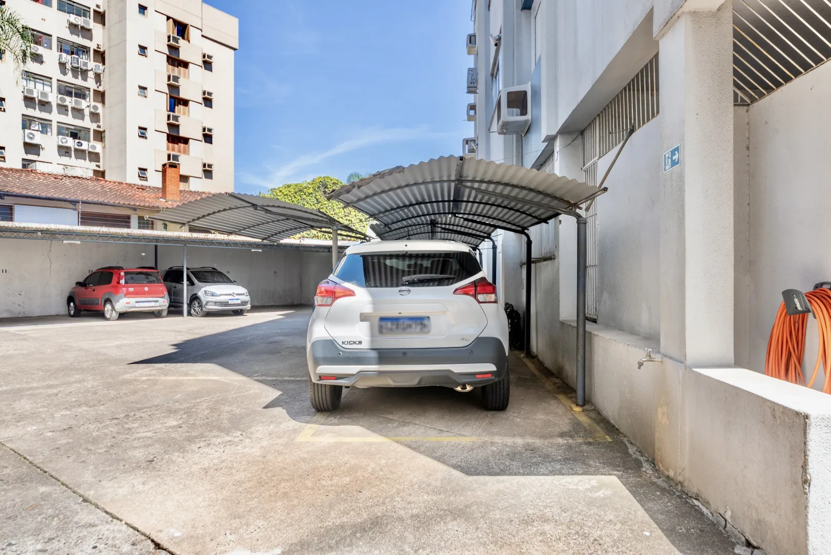 R$ 695.000 - LINDO APARTAMENTO - 71M2 - 2 DORM - VISTA - 1 VAGA Avenida Doutor Nilo Peçanha Porto Alegre - 