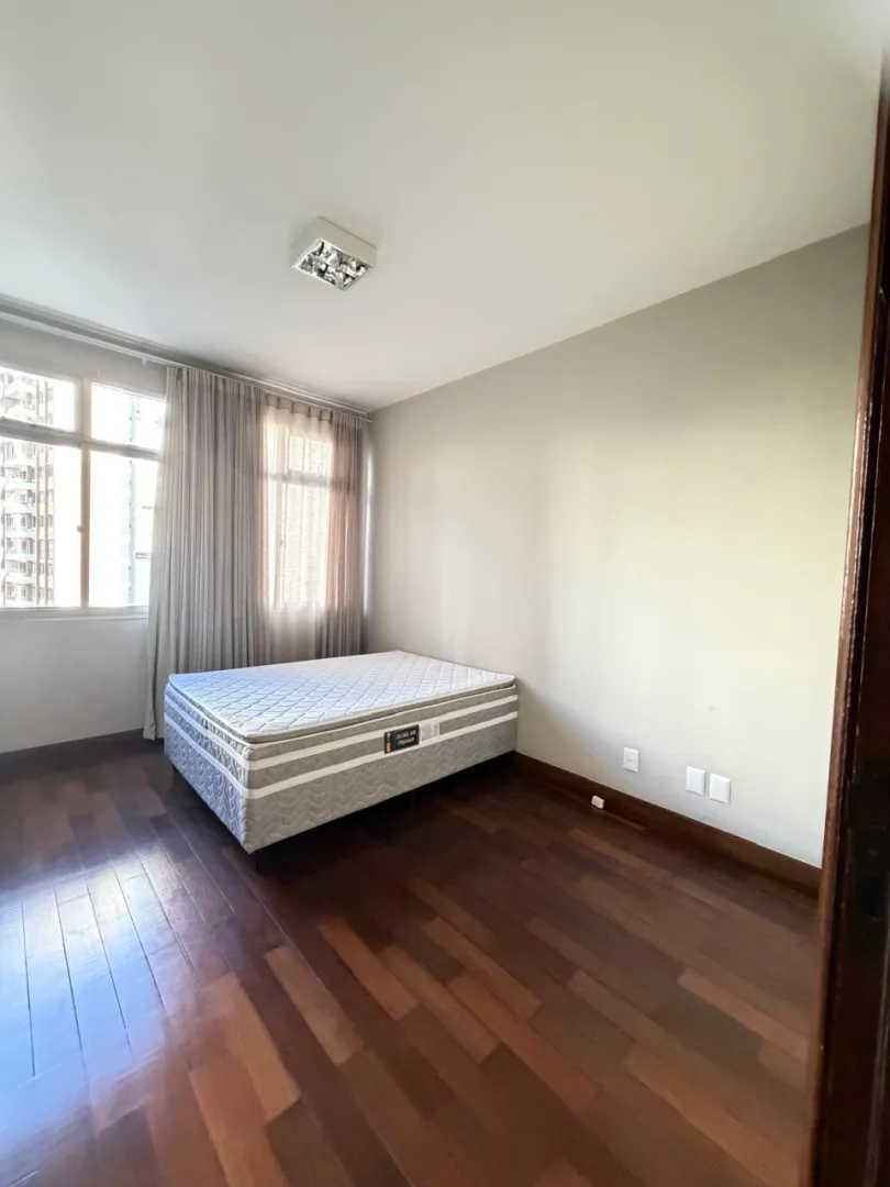 APARTAMENTO 4 QUARTOS SU&Iacute;TE VARANDA DEPEND&Ecirc;NCIA ELEVADORES ACADEMIA &Agrave; VENDA JD APIPEMA! Rua Professor Sabino Silva Salvador - 