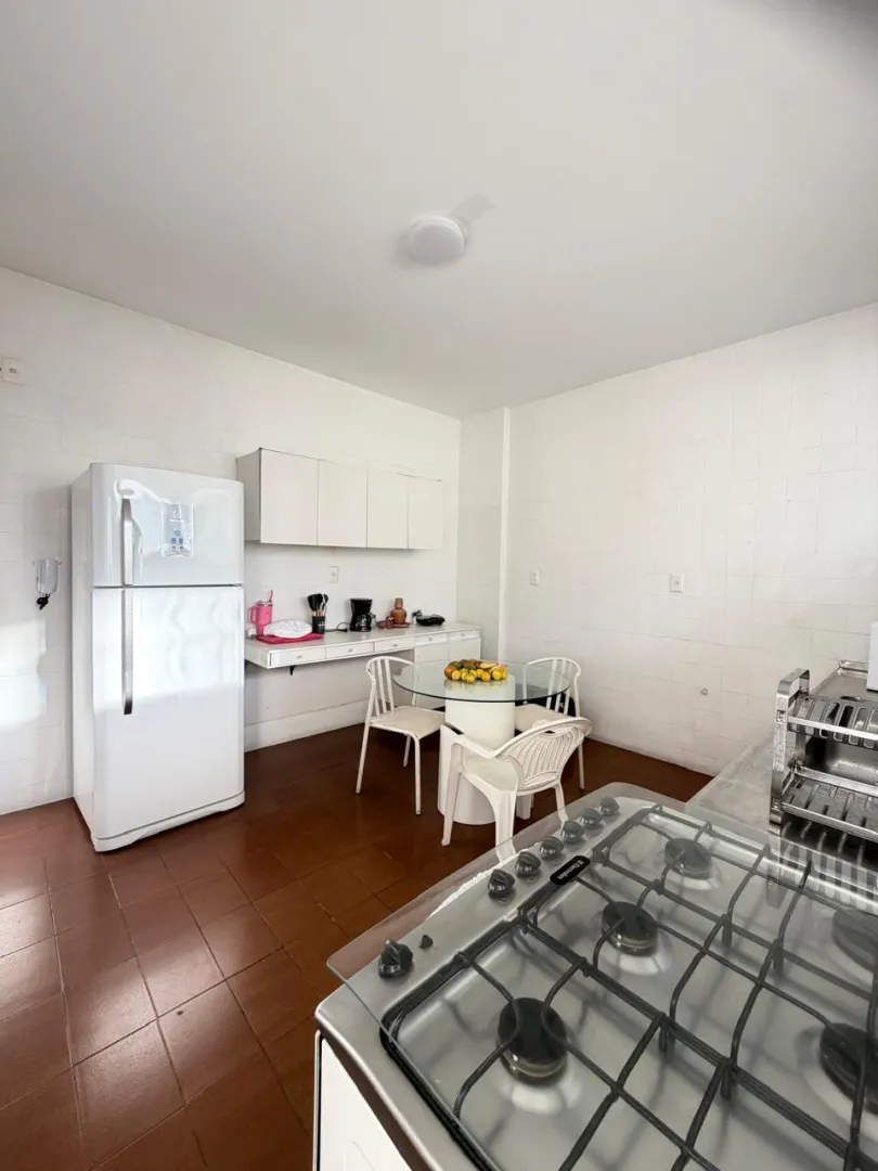 APARTAMENTO 4 QUARTOS SU&Iacute;TE VARANDA DEPEND&Ecirc;NCIA ELEVADORES ACADEMIA &Agrave; VENDA JD APIPEMA! Rua Professor Sabino Silva Salvador - 