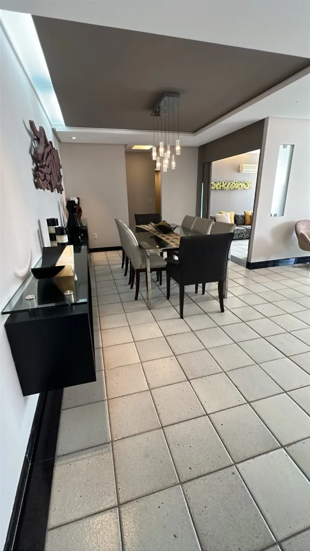 Apartamento &agrave; venda com 158m&sup2; | Porteira fechada | 4 quartos sendo 3 su&iacute;tes | Boa viagem Rua Tenente João Cícero Recife - 