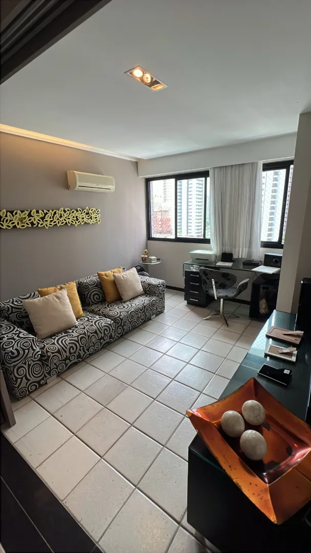 Apartamento &agrave; venda com 158m&sup2; | Porteira fechada | 4 quartos sendo 3 su&iacute;tes | Boa viagem Rua Tenente João Cícero Recife - 