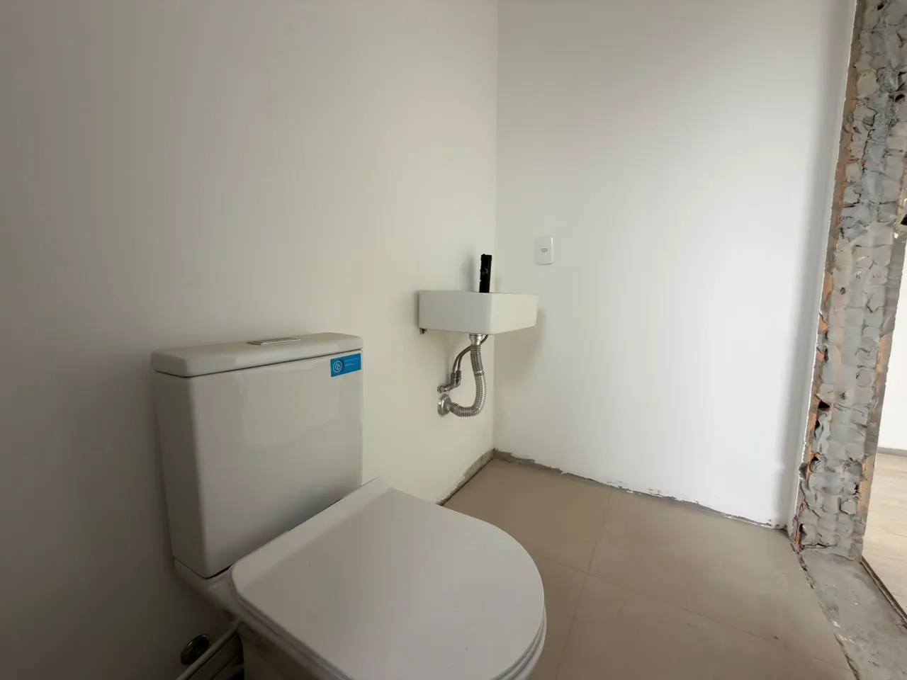 Cobertura Nova &agrave; Venda no Bairro Imigrantes &ndash; Timb&oacute;. Possui 2 su&iacute;tes + 1 su&iacute;te master!  Timbó - 