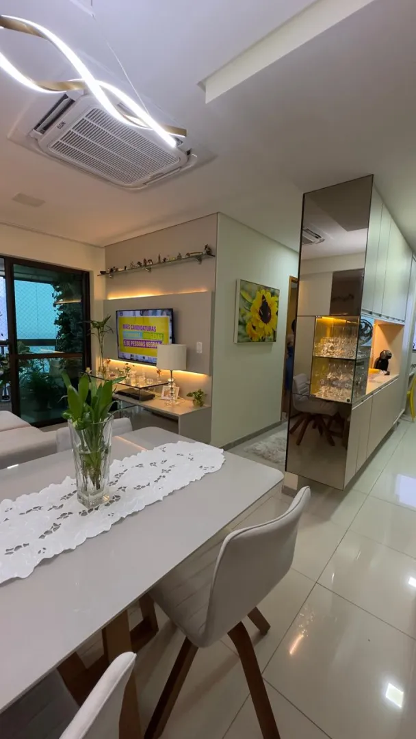 Apartamento &agrave; venda com 59 m&sup2; | 2 quartos, 1 su&iacute;te | M&oacute;veis planejados | Semi-mobiliado Rua Antônio Falcão Recife - 