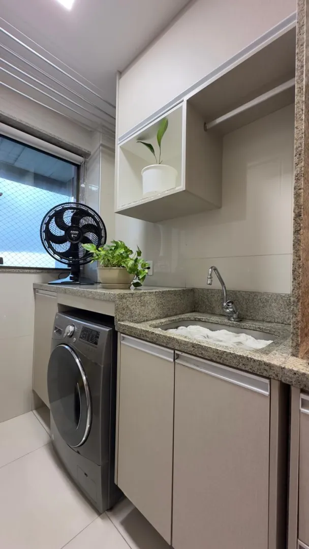 Apartamento &agrave; venda com 59 m&sup2; | 2 quartos, 1 su&iacute;te | M&oacute;veis planejados | Semi-mobiliado Rua Antônio Falcão Recife - 