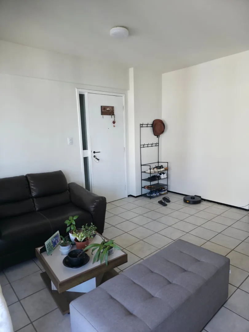 Apartamento &agrave; venda com 128m&sup2; | 4 quartos, 3 su&iacute;tes | 2 vagas cobertas Rua Félix de Brito e Melo Recife - 