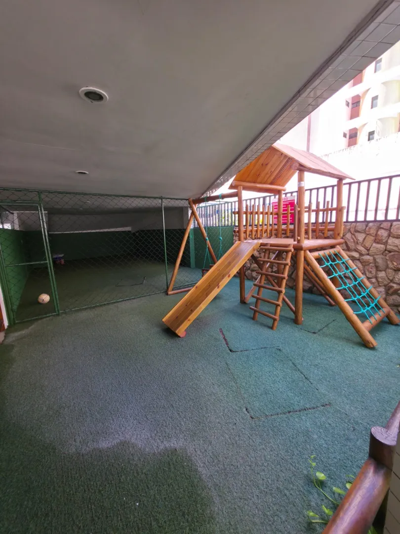 Apartamento &agrave; venda com 128m&sup2; | 4 quartos, 3 su&iacute;tes | 2 vagas cobertas Rua Félix de Brito e Melo Recife - 