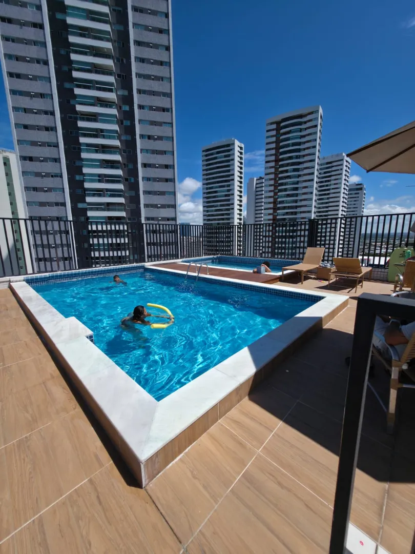 Apartamento &agrave; venda com 128m&sup2; | 4 quartos, 3 su&iacute;tes | 2 vagas cobertas Rua Félix de Brito e Melo Recife - 