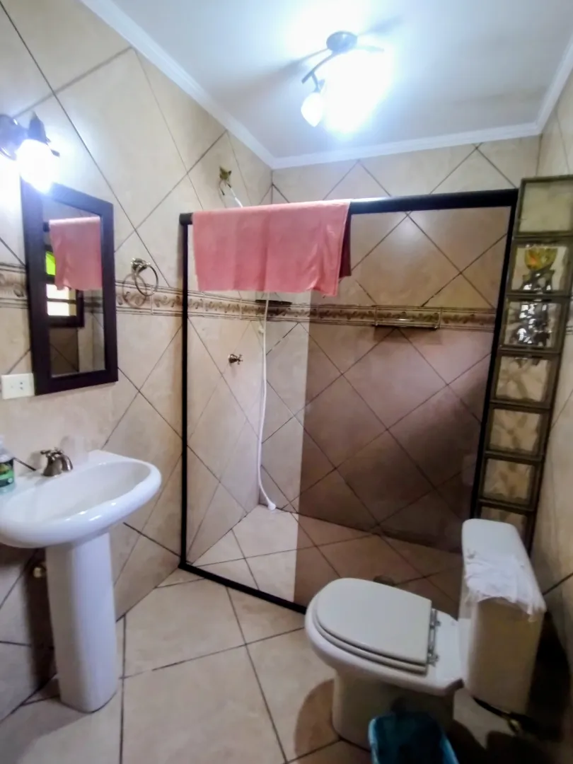 Ch&aacute;cara p&eacute; na &aacute;gua &agrave; venda na Fazenda S&atilde;o Pedro  Igaratá - 
