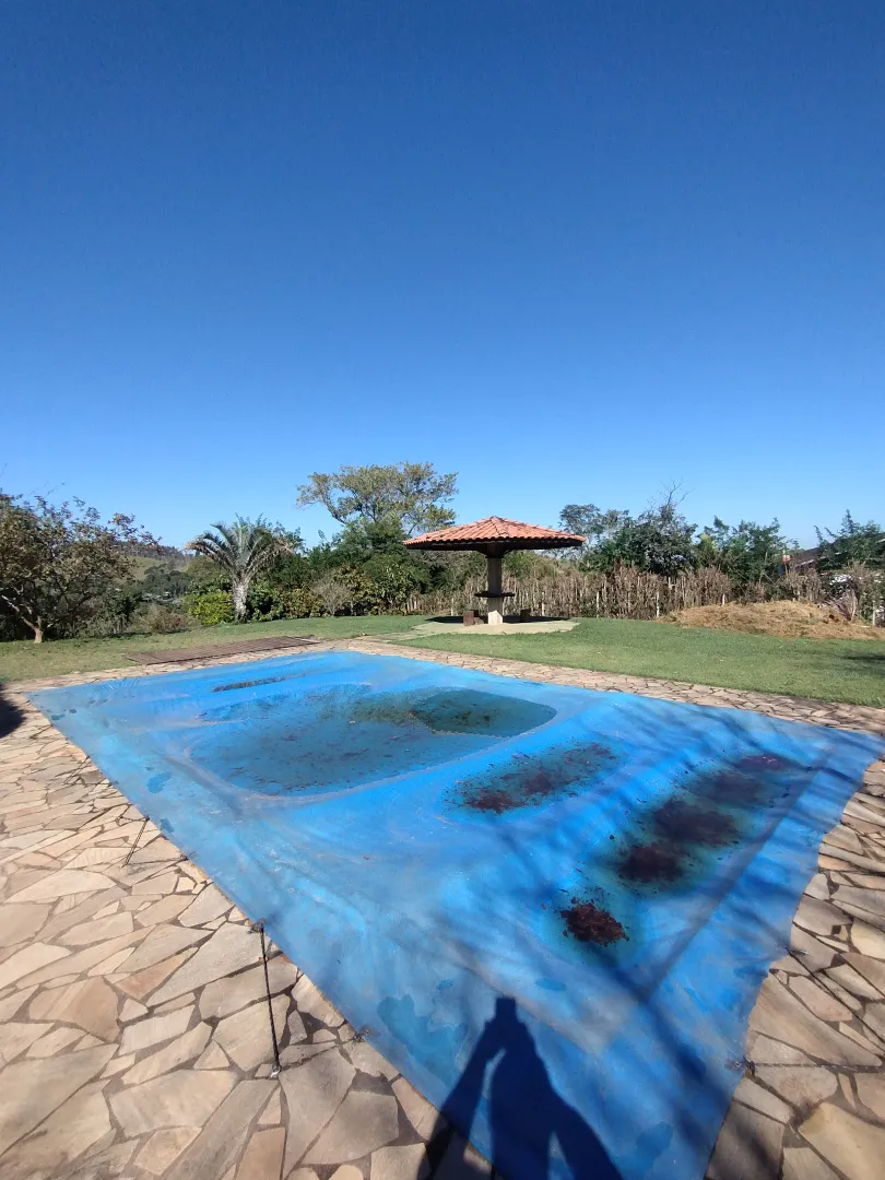 Ch&aacute;cara com piscina &agrave; venda em condom&iacute;nio  Igaratá - 