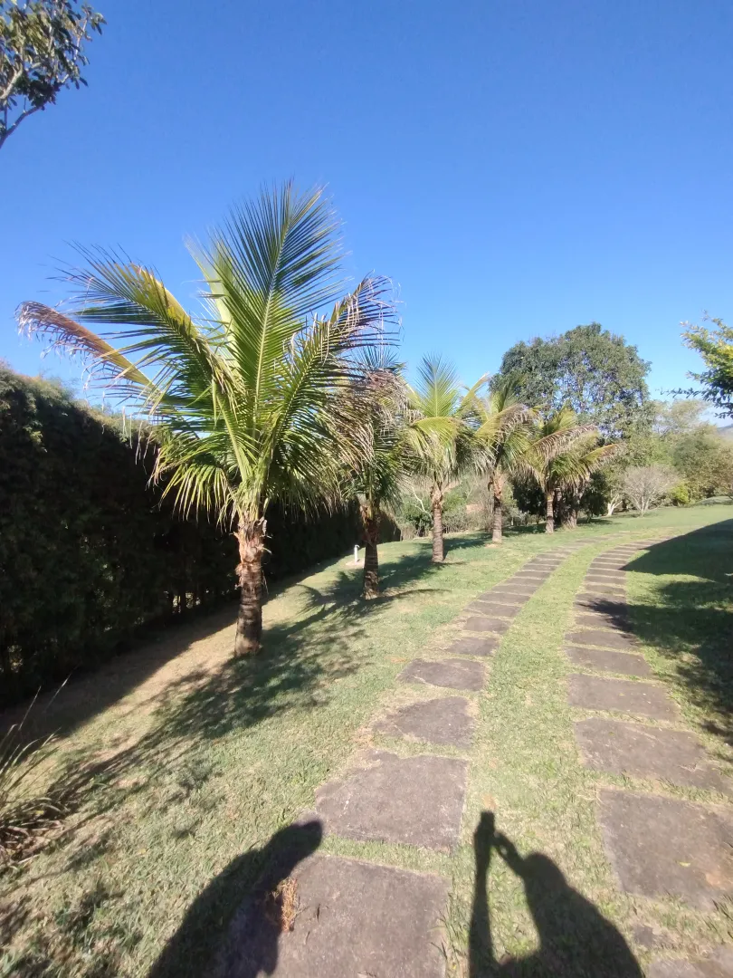 Ch&aacute;cara com piscina &agrave; venda em condom&iacute;nio  Igaratá - 