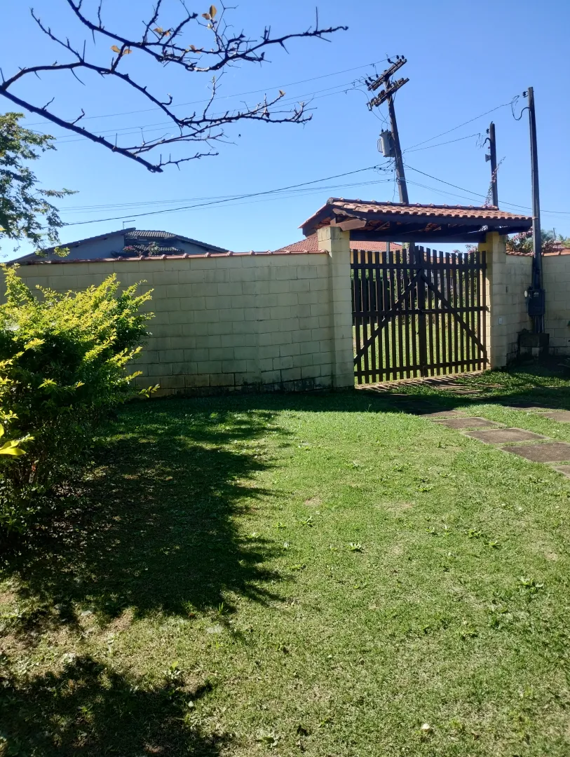 Ch&aacute;cara com piscina &agrave; venda em condom&iacute;nio  Igaratá - 