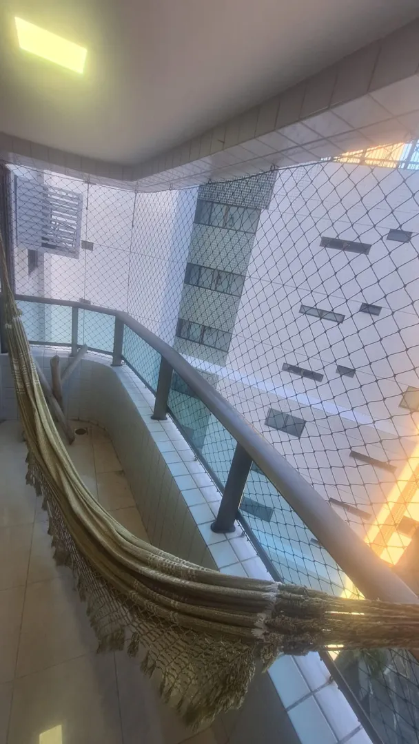 Apartamento &agrave; venda com 106m&sup2; | 3 quartos sendo 1 su&iacute;te | 2 vagas cobertas | Nascente Rua Maria Carolina Recife - 