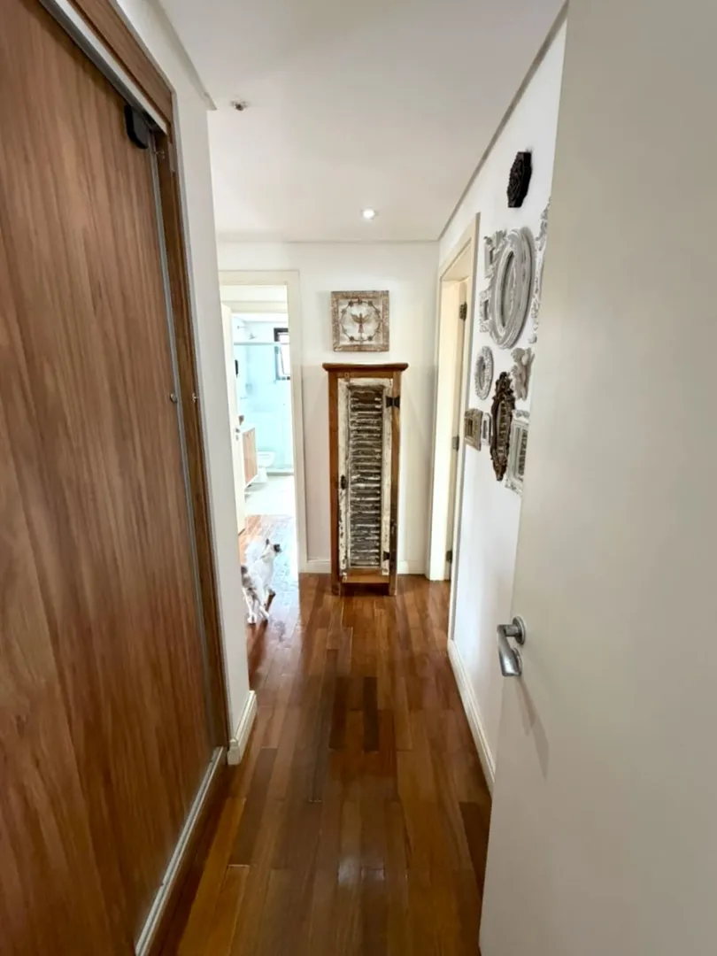 BELLEVUE PLATZ | R$ 2.300.000 | 174M&sup2; | 3 SU&Iacute;TES | LAREIRA | 3 VAGAS | DEP&Oacute;SITO Rua Regente Porto Alegre - 