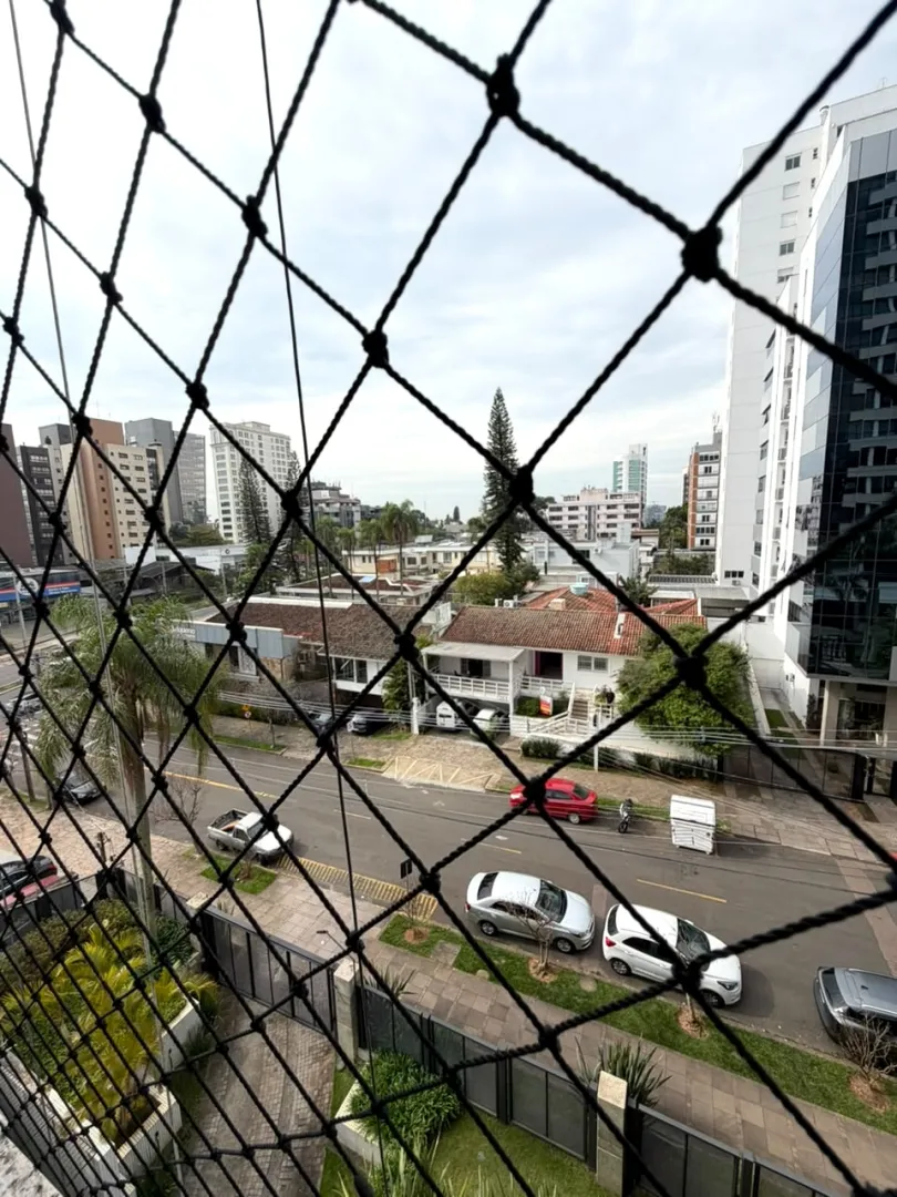 BELLEVUE PLATZ | R$ 2.300.000 | 174M&sup2; | 3 SU&Iacute;TES | LAREIRA | 3 VAGAS | DEP&Oacute;SITO Rua Regente Porto Alegre - 