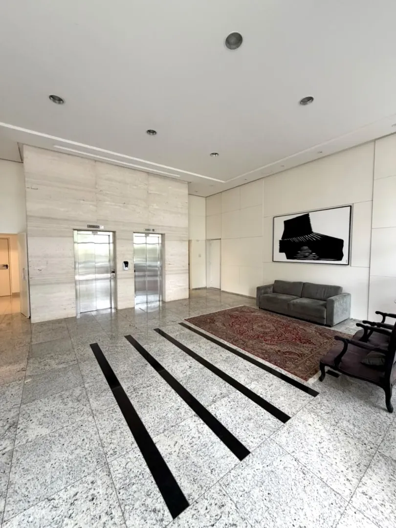 BELLEVUE PLATZ | R$ 2.300.000 | 174M&sup2; | 3 SU&Iacute;TES | LAREIRA | 3 VAGAS | DEP&Oacute;SITO Rua Regente Porto Alegre - 