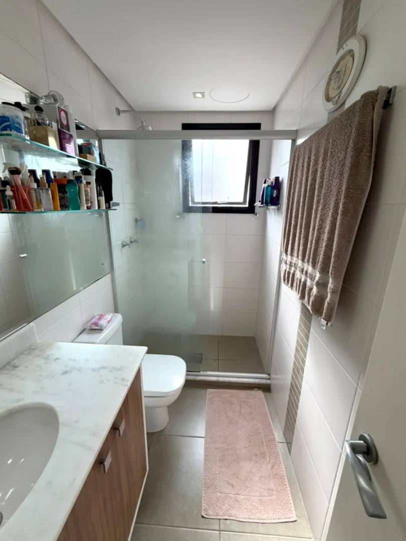 BELLEVUE PLATZ | R$ 2.300.000 | 174M&sup2; | 3 SU&Iacute;TES | LAREIRA | 3 VAGAS | DEP&Oacute;SITO Rua Regente Porto Alegre - 