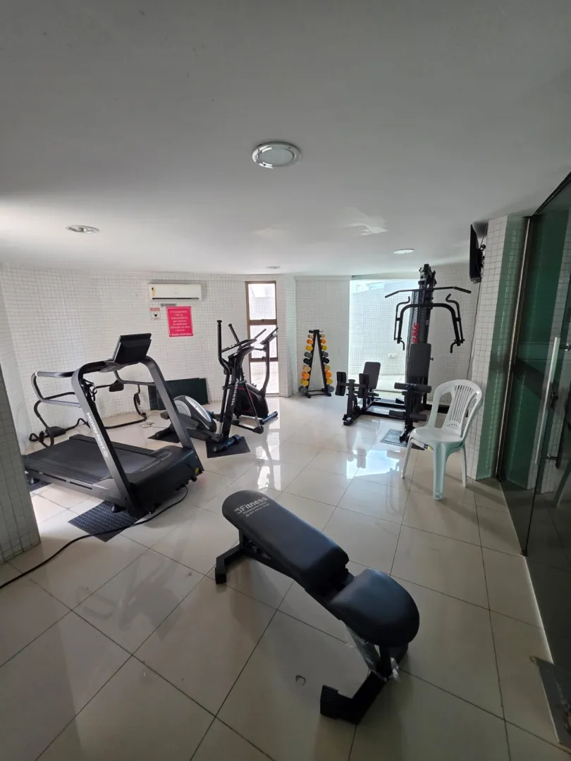 Apartamento &agrave; venda com 48m&sup2; | 2 quartos sendo 1 su&iacute;te | 1 vaga coberta | Porteira fechada Avenida Conselheiro Aguiar Recife - 