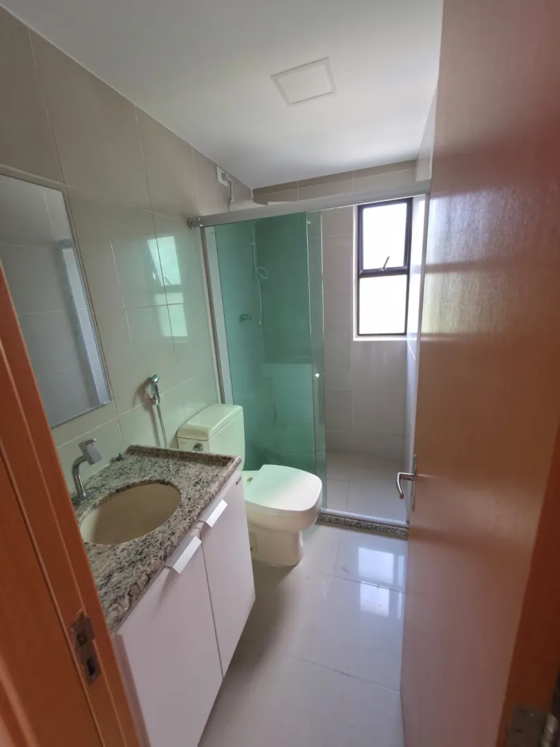 Apartamento &agrave; venda com 130.30m&sup2; | 3 su&iacute;tes | 2 vagas cobertas | Nascente | Varanda Rua Professor Eduardo Wanderley Filho Recife - 
