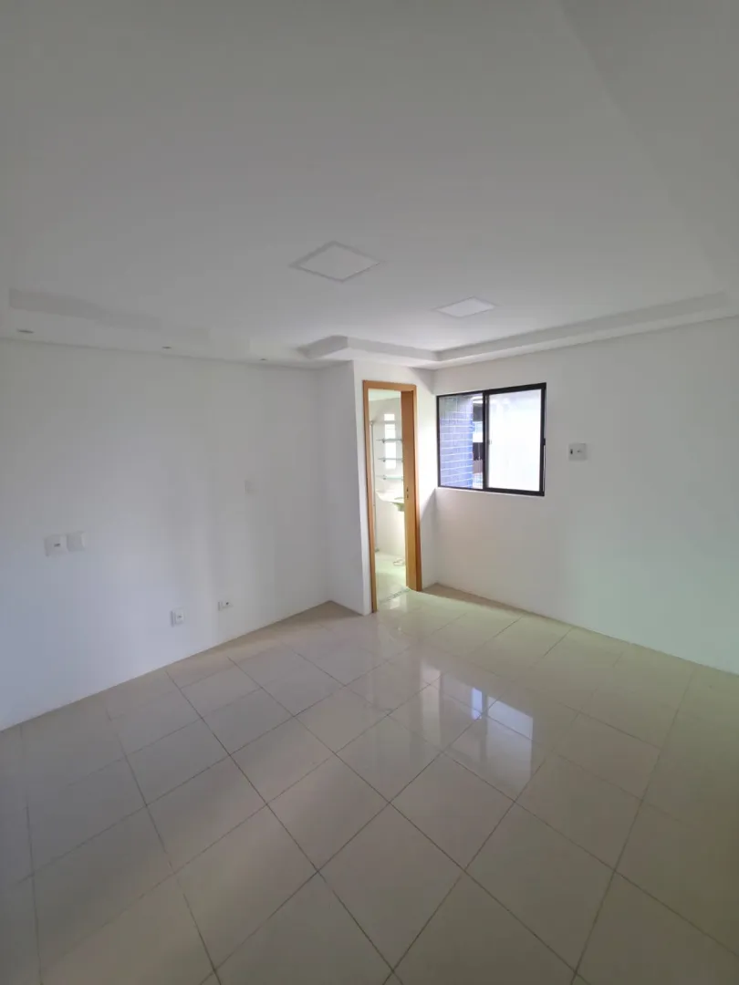 Apartamento &agrave; venda com 130.30m&sup2; | 3 su&iacute;tes | 2 vagas cobertas | Nascente | Varanda Rua Professor Eduardo Wanderley Filho Recife - 