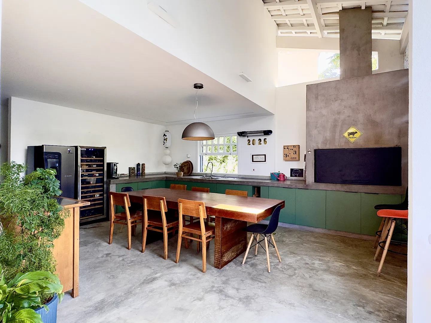 VENDO LINDA CASA REFORMADA PISCINA AQUECIDA 4 SU&Iacute;TES EXCELENTE LOCALIZA&Ccedil;&Atilde;O Rua Artur de Souza Marques São Paulo - 
