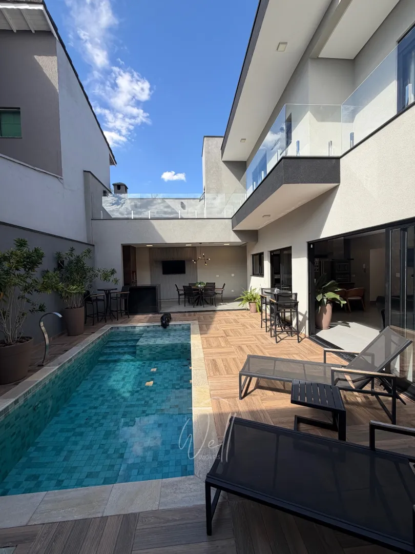 Casa nova mobiliada no Parque dos P&aacute;ssaros em SBC 290m2 - 03 su&iacute;tes - 04 vagas  São Bernardo do Campo - 