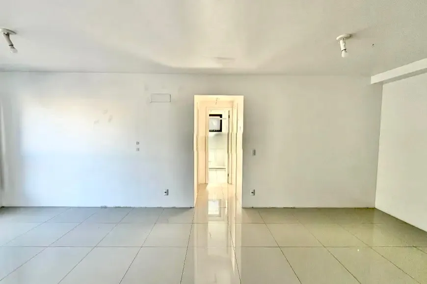 R$ 595.000 - EXCELENTE APARTAMENTO - 68M2 - 2 DORM - SU&Iacute;TE - 1 VAGA - INFRA Rua Borges do Canto Porto Alegre - 