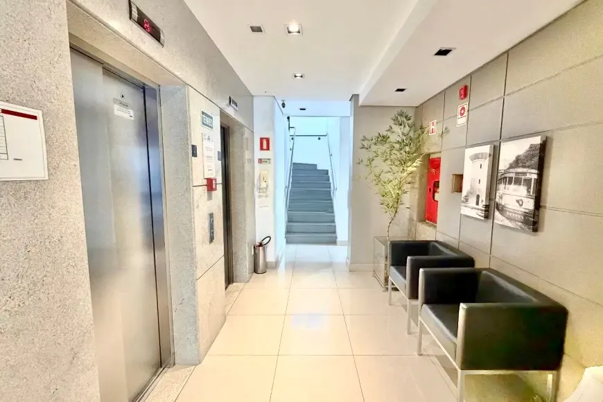 R$ 595.000 - EXCELENTE APARTAMENTO - 68M2 - 2 DORM - SU&Iacute;TE - 1 VAGA - INFRA Rua Borges do Canto Porto Alegre - 