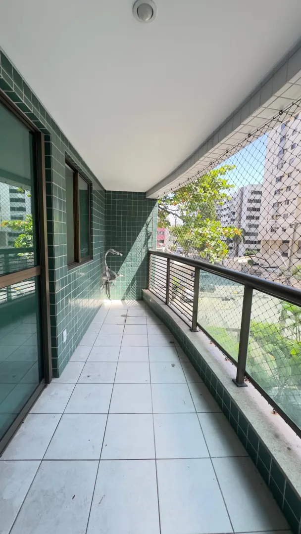 Apartamento &agrave; venda com 70 m&sup2; | 03 quartos sendo 01 su&iacute;te | Varanda Rua Professor Augusto Lins e Silva Recife - 