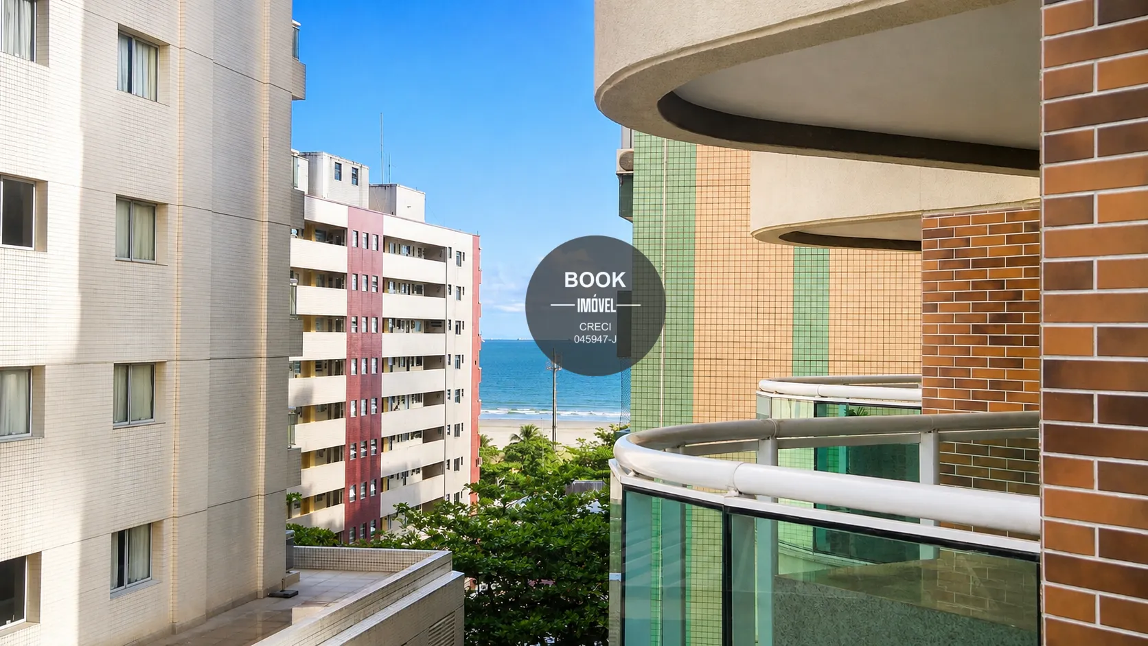 Viva na Quadra da Praia | Apartamento Mobiliado na Pomp&eacute;ia &ndash; Santos   Av. Mal. Floriano Peixoto Santos - 