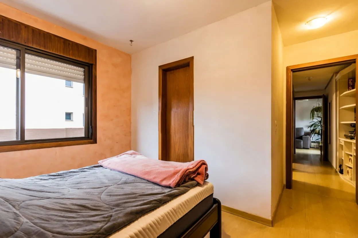 R$ 590.000 - LINDO APARTAMENTO - 75M2 - 2 DORM - SU&Iacute;TE - VISTA - 1 VAGA - DEP&Oacute;SITO Rua Felipe de Oliveira Porto Alegre - 