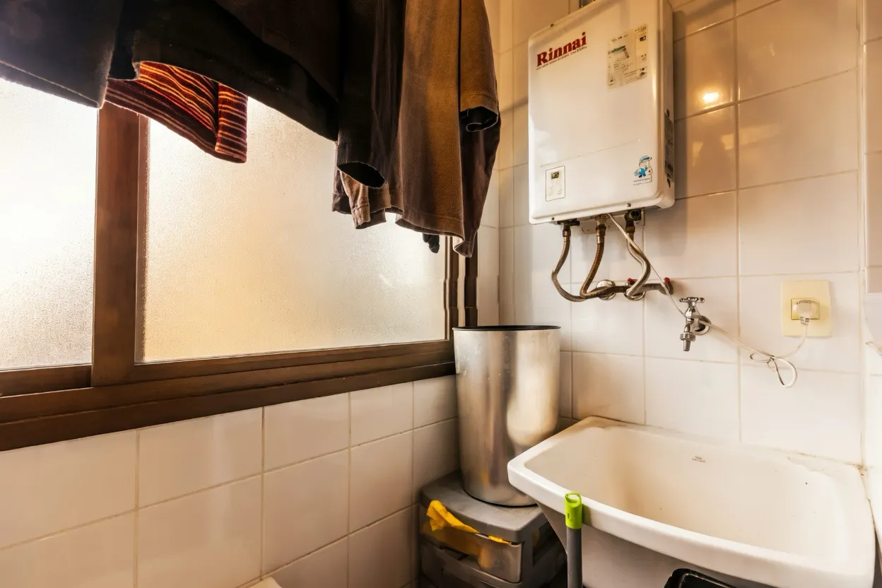 R$ 590.000 - LINDO APARTAMENTO - 75M2 - 2 DORM - SU&Iacute;TE - VISTA - 1 VAGA - DEP&Oacute;SITO Rua Felipe de Oliveira Porto Alegre - 