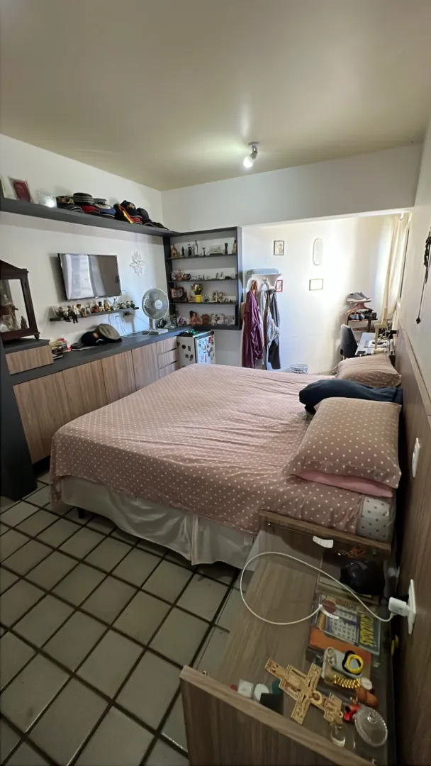 Apartamento &agrave; venda em Boa Viagem | 4 Quartos sendo 2 su&iacute;tes | 4 vagas | Nascente Rua Setúbal Recife - 