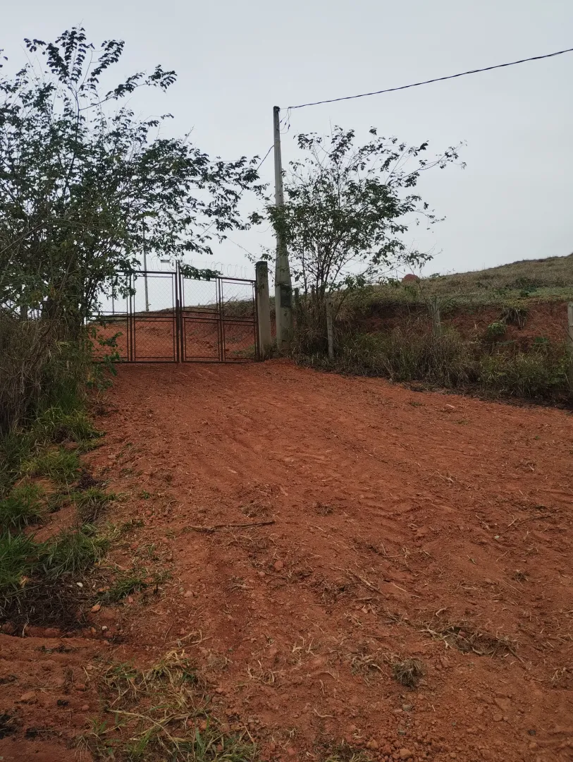 Terreno com boa topografia &agrave; venda no bairro do Pinhal  Jacareí - 