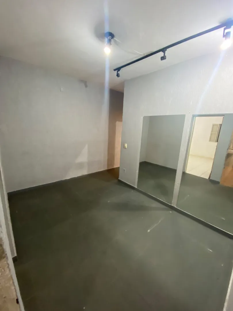Sal&atilde;o Comercial - Bras Cubas Travessa Isidoro Boucault Mogi das Cruzes - 