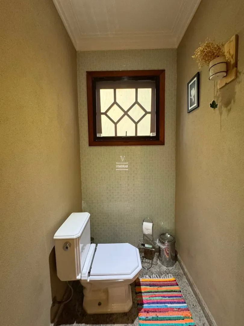 Casa em condom&iacute;nio fechado 4 dormit&oacute;rios sendo 3 su&iacute;tes + 4 vagas de garagem  Guarulhos - 