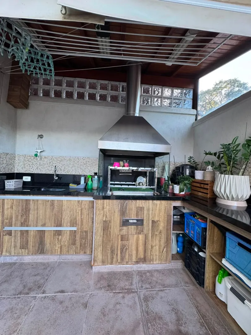 Casa em condom&iacute;nio fechado 4 dormit&oacute;rios sendo 3 su&iacute;tes + 4 vagas de garagem  Guarulhos - 