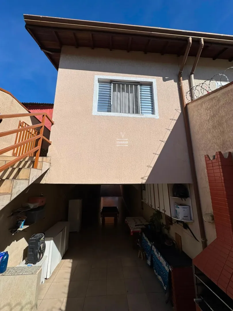 Casa assobradada 2 dormit&oacute;rios + &aacute;rea gourmet  Guarulhos - 