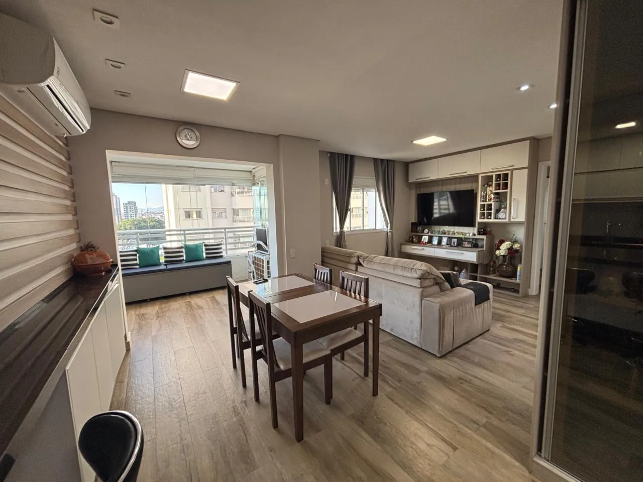Apartamento a venda no Jardins do Brasil com 81m&sup2; Avenida Hilário Pereira de Souza Osasco - 