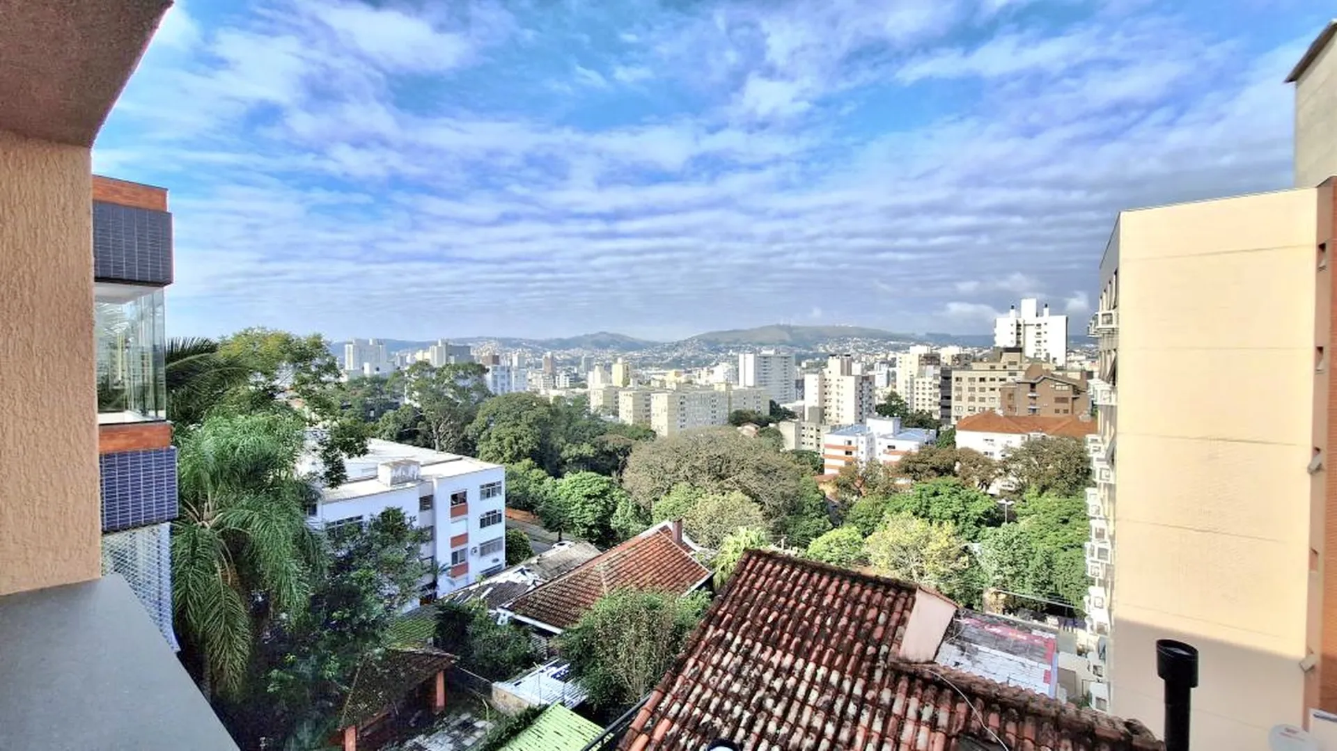 R$ 738.000 - LIND&Iacute;SSIMO APARTAMENTO - 90M2 - 2 DORM  - VISTA - 2 VAGAS - DEP&Oacute;SITO Rua Faria Santos Porto Alegre - 