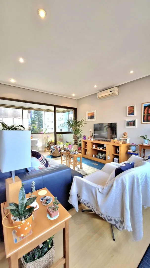 R$ 738.000 - LIND&Iacute;SSIMO APARTAMENTO - 90M2 - 2 DORM  - VISTA - 2 VAGAS - DEP&Oacute;SITO Rua Faria Santos Porto Alegre - 