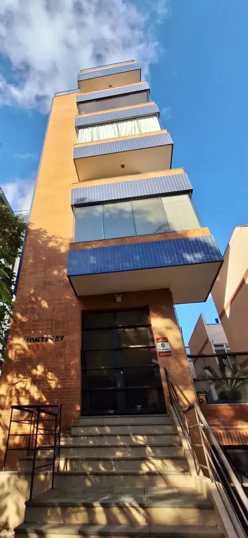 R$ 738.000 - LIND&Iacute;SSIMO APARTAMENTO - 90M2 - 2 DORM  - VISTA - 2 VAGAS - DEP&Oacute;SITO Rua Faria Santos Porto Alegre - 