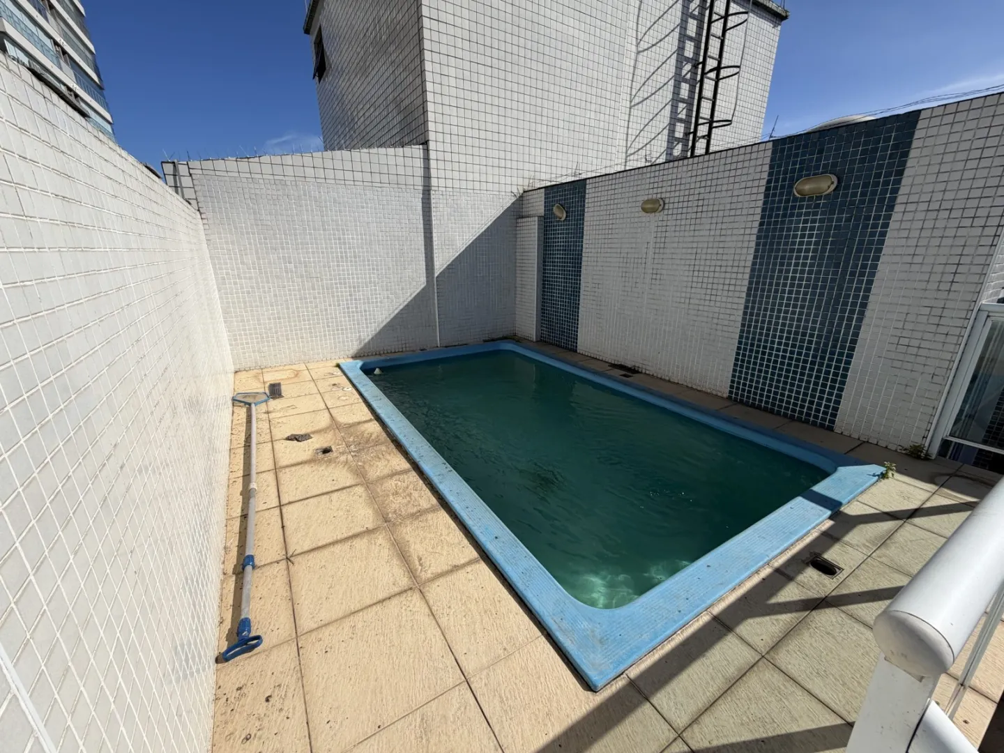 COBERTURA DUPLEX &Agrave; VENDA NO EMBAR&Eacute; &ndash; 255 m&sup2; COM PISCINA PRIVATIVA Avenida Doutor Epitácio Pessoa Santos - 
